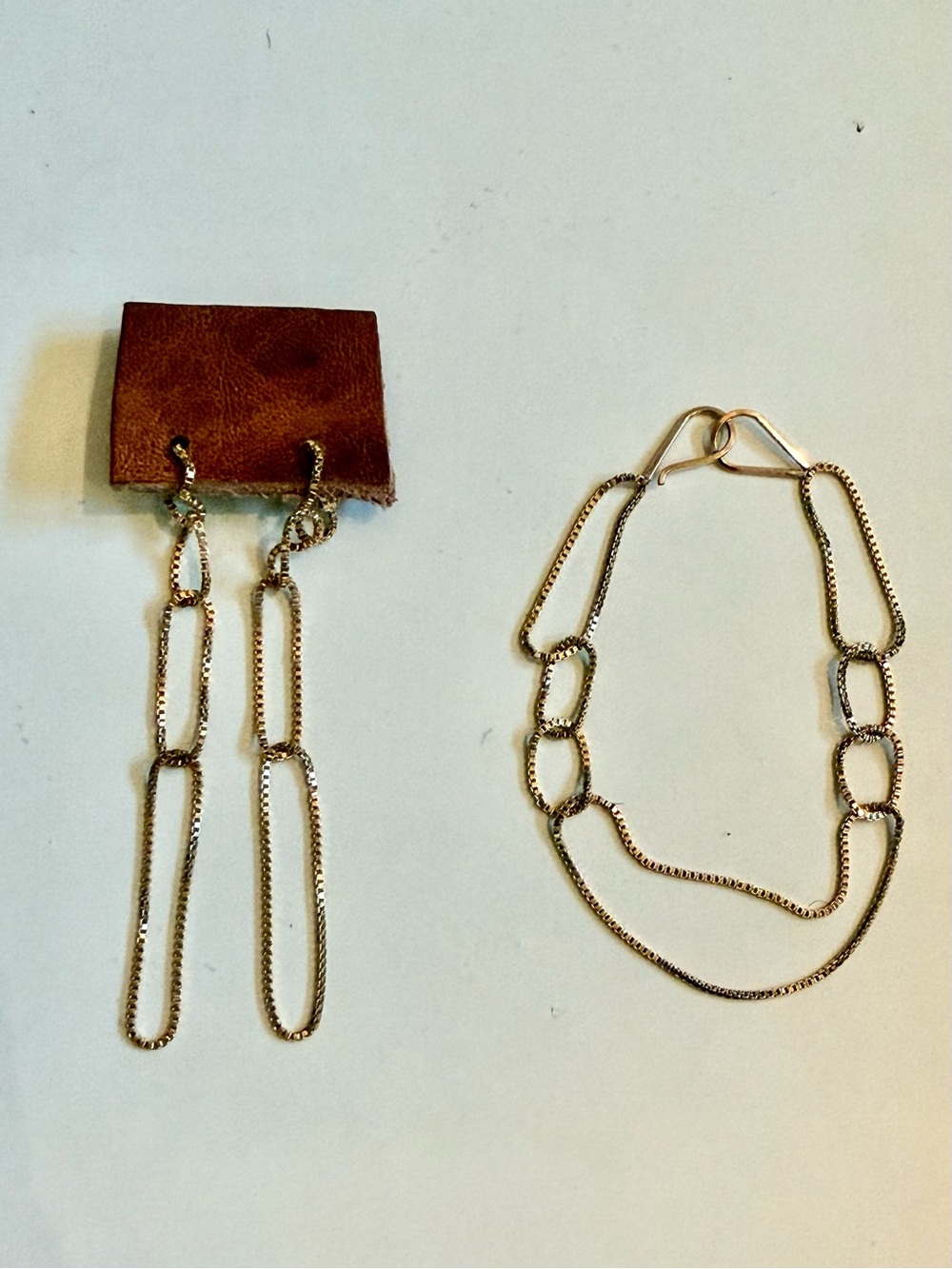 Gold Tone Textured Chain Link Bracelet & Earrings Set